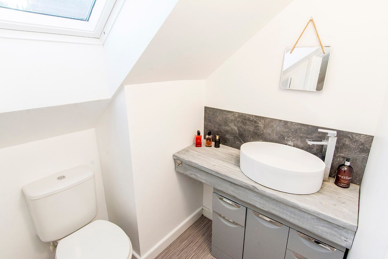 Husbands Bosworth LE17 Estate Agents