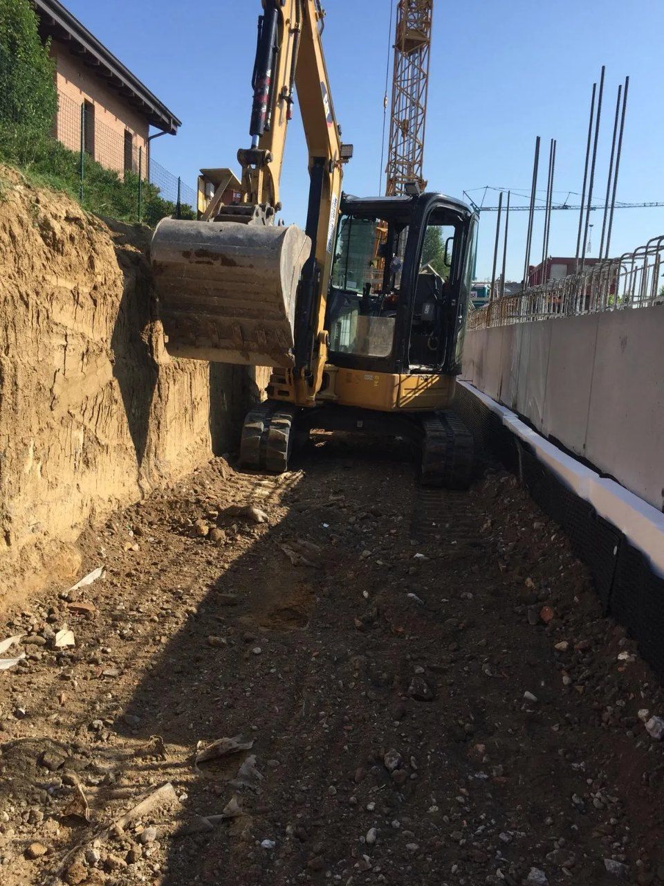 escavatrice per movimento terra a Reggio Emilia