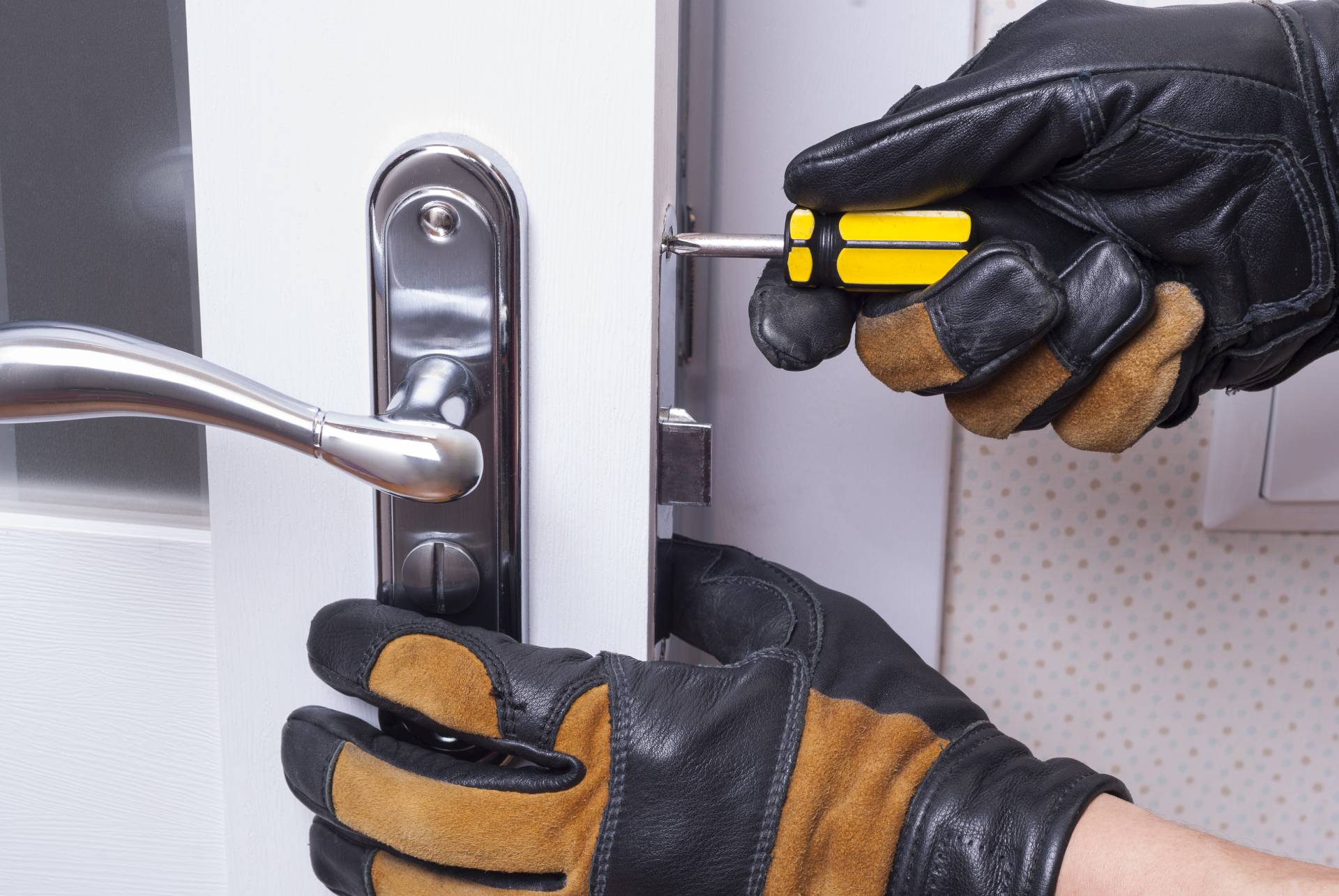 riparazione di una serratura