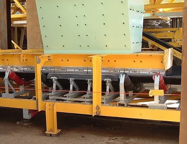 Belt support and impact beds