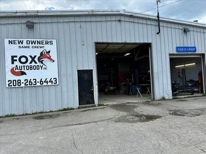 Fox Auto Body Inc., Comprehensive collision repair in Sandpoint, Idaho, Bonner County. Dings, dents, paint, frame repair, bumper-to-bumper collision repair. 