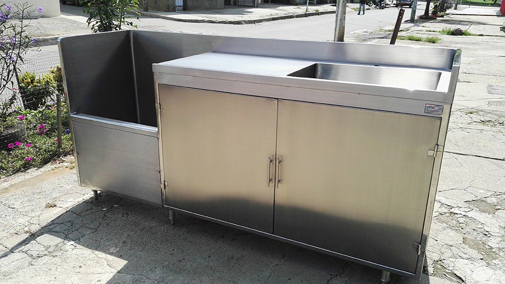 Equinox S.A.S. mueble de lavado