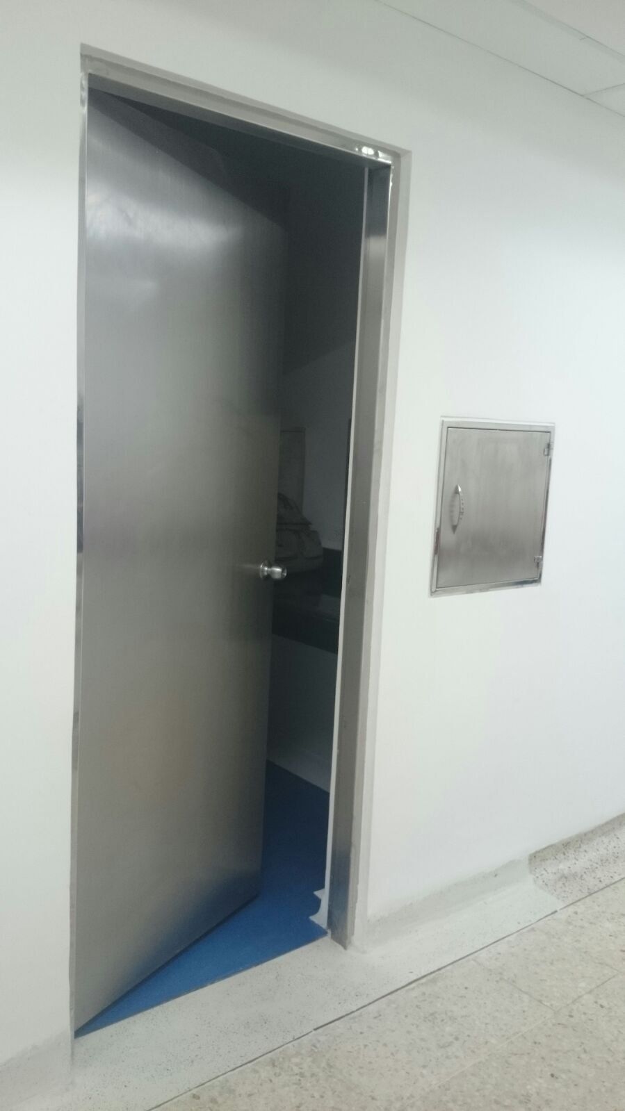 Equinox S.A.S. puertas