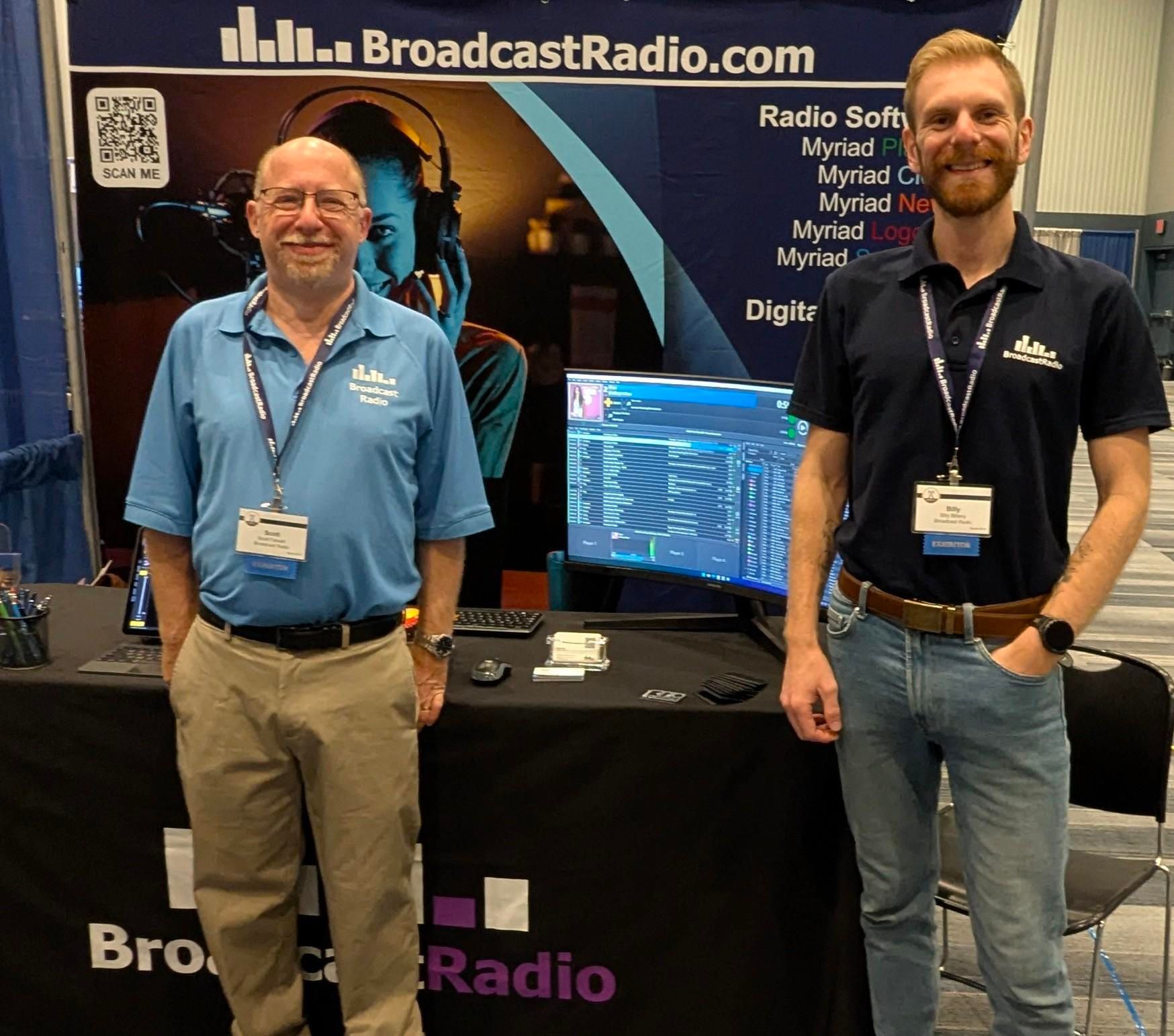 Scott Fybush and Billy Billany at a trade show.