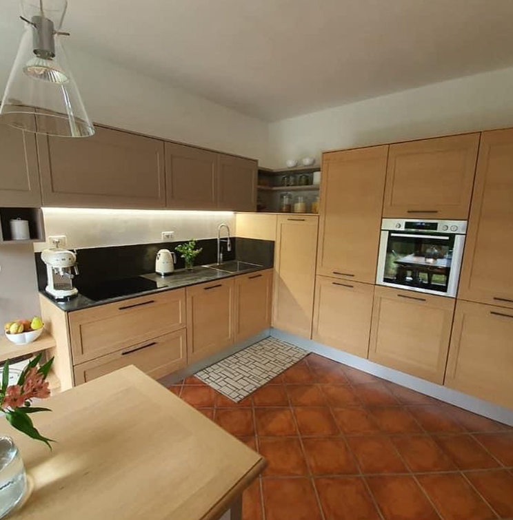 cucina in legno su misura