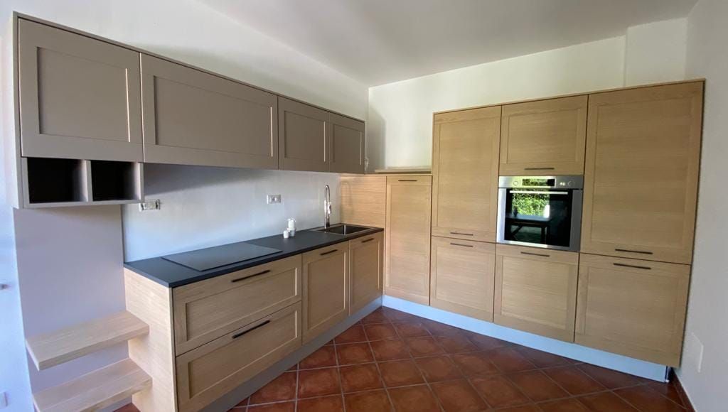 cucina in legno su misura