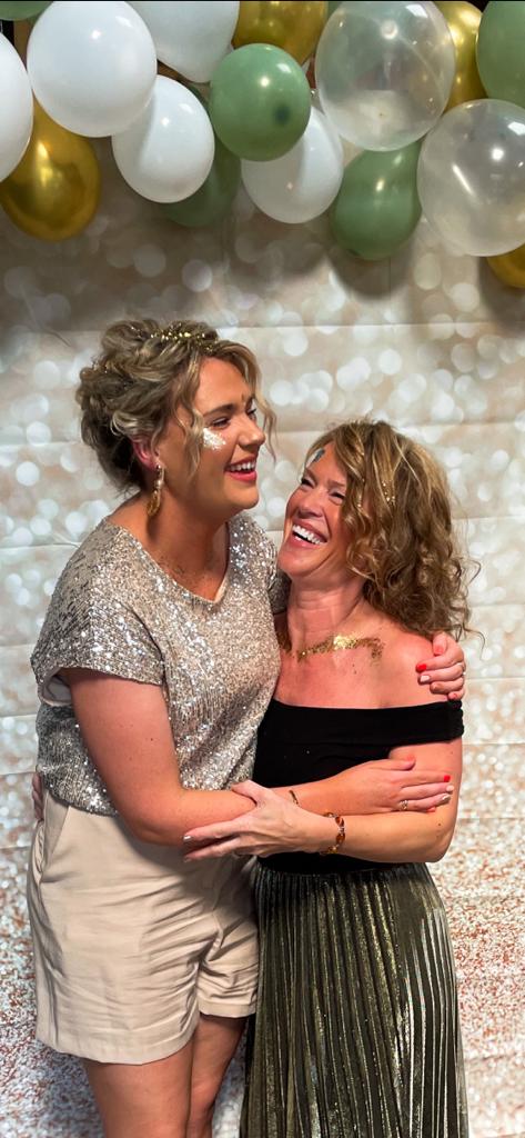 Salon 43 Dani and Jayne