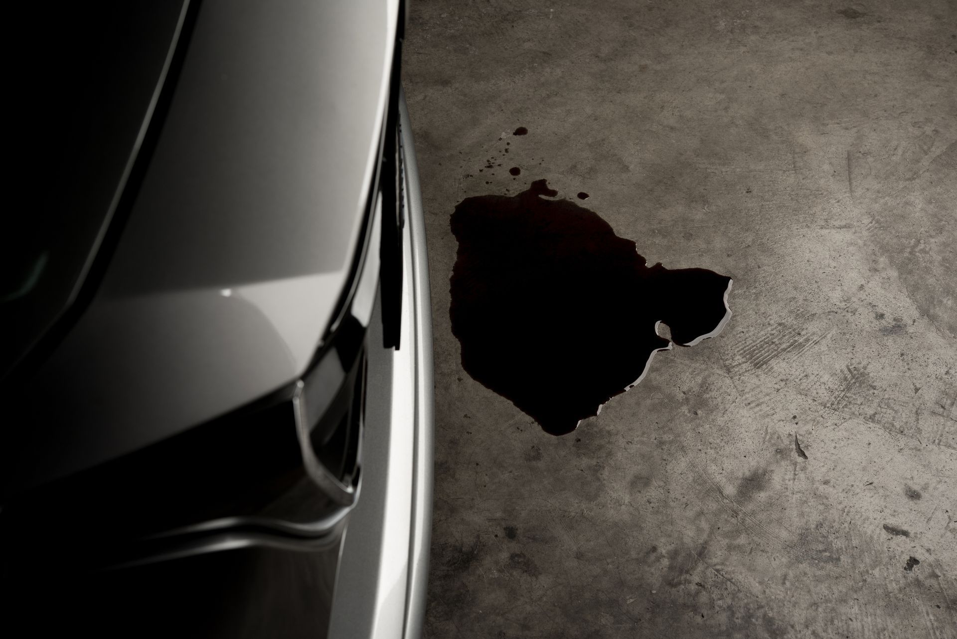 How to Identify Transmission Fluid Leaks in Grand Rapids | Auto Centric