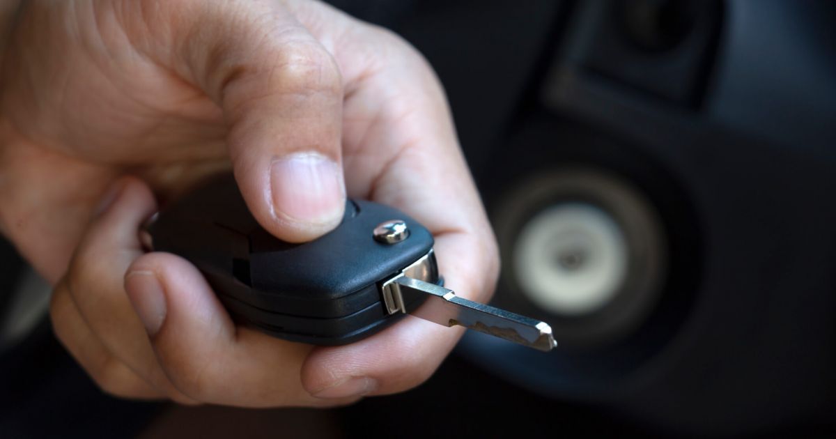 What to Do If Your Car Key Fob Isn’t Working in Kissimmee, FL
