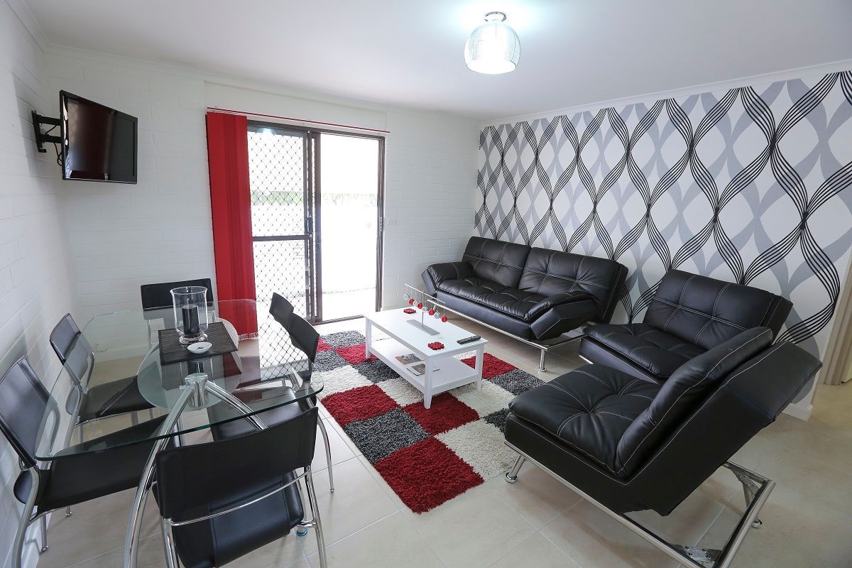 Villa 3 - Living Room - Mildura Holiday Villas