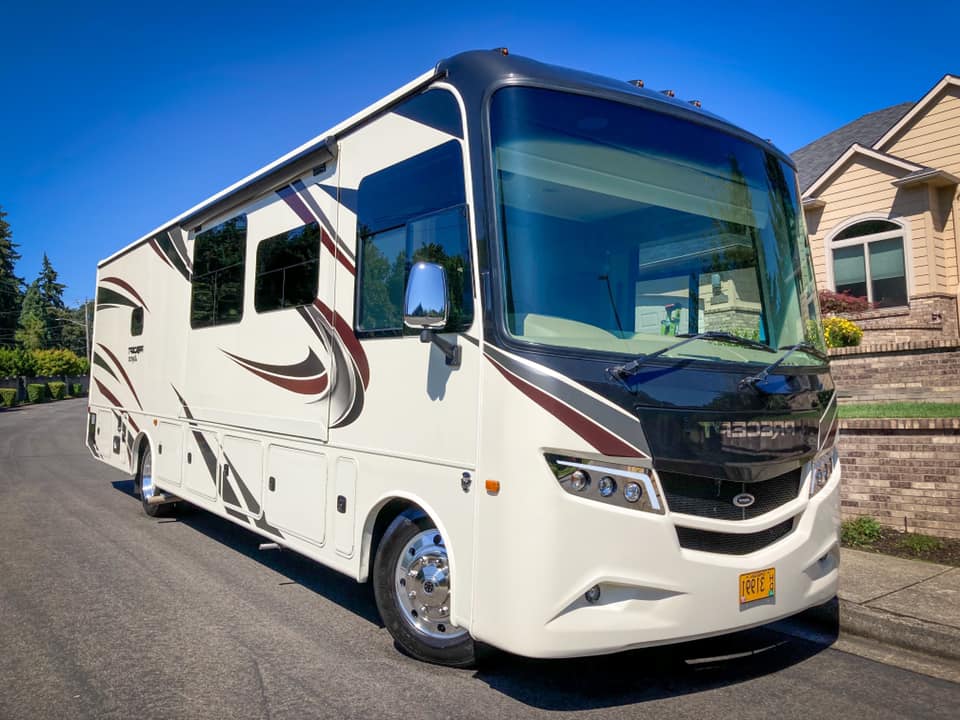 RV detailing and cleaning by KeptCar in salem oregon