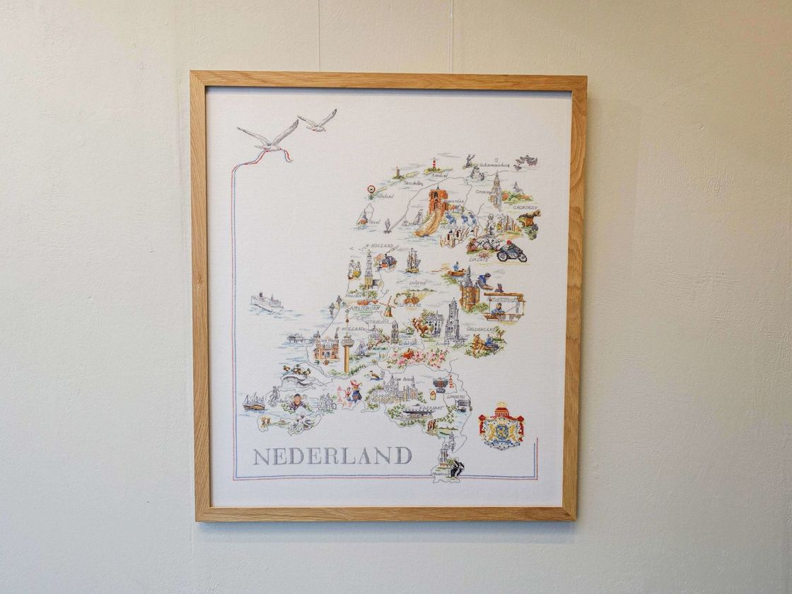 Artwork framing expert service 