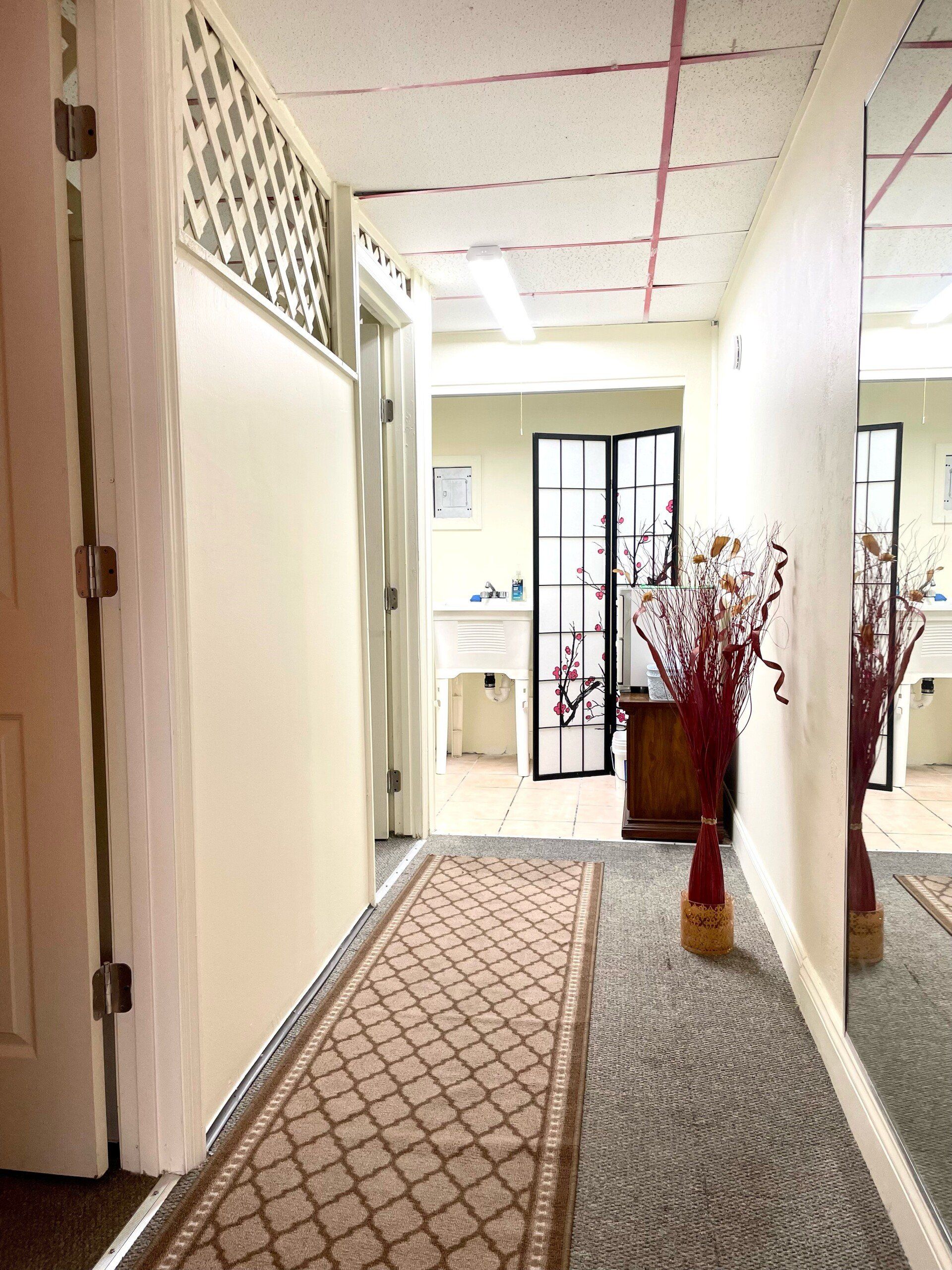 Picture Of Hallway - Ormond Beach, FL - Dezhou Massage