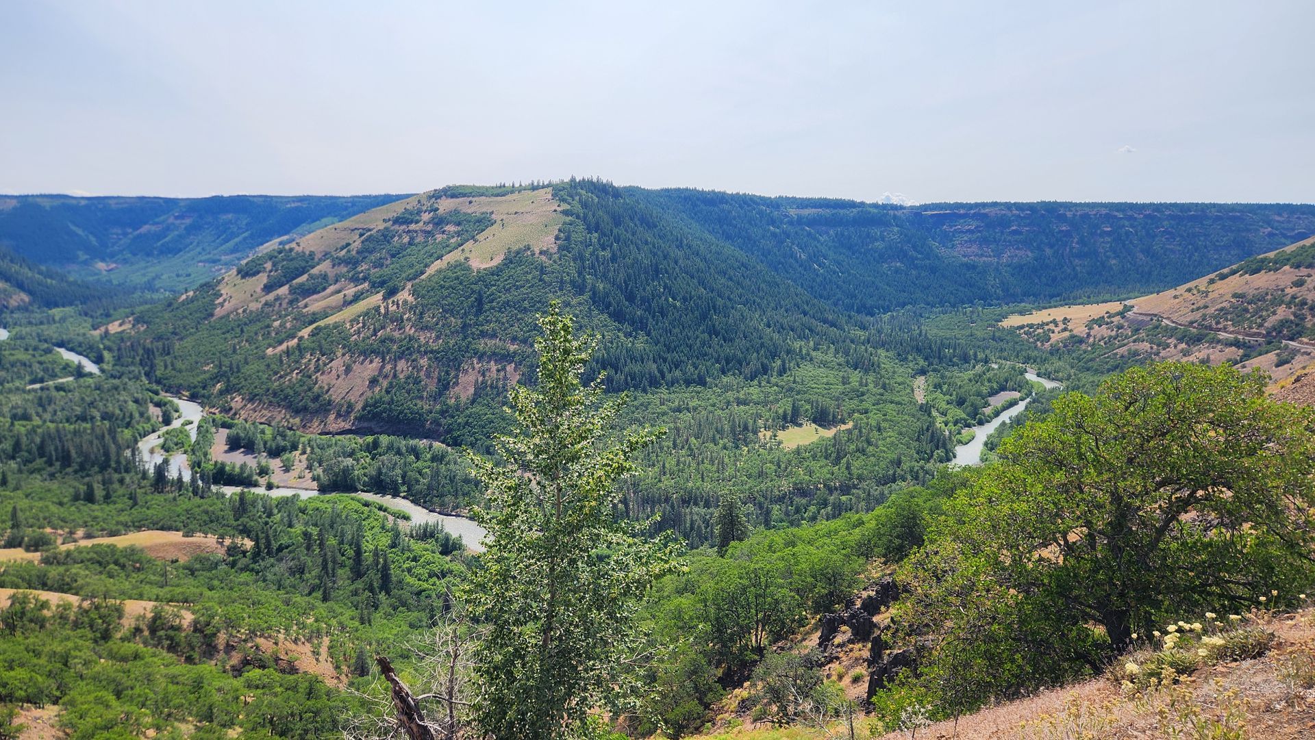 Klickitat River Overnight Camping and rafting