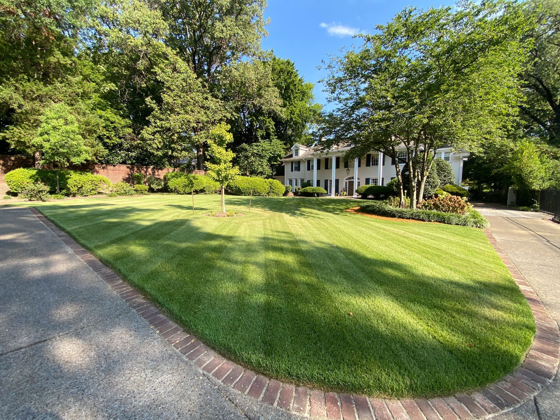 An image of lawn care in Memphis TN