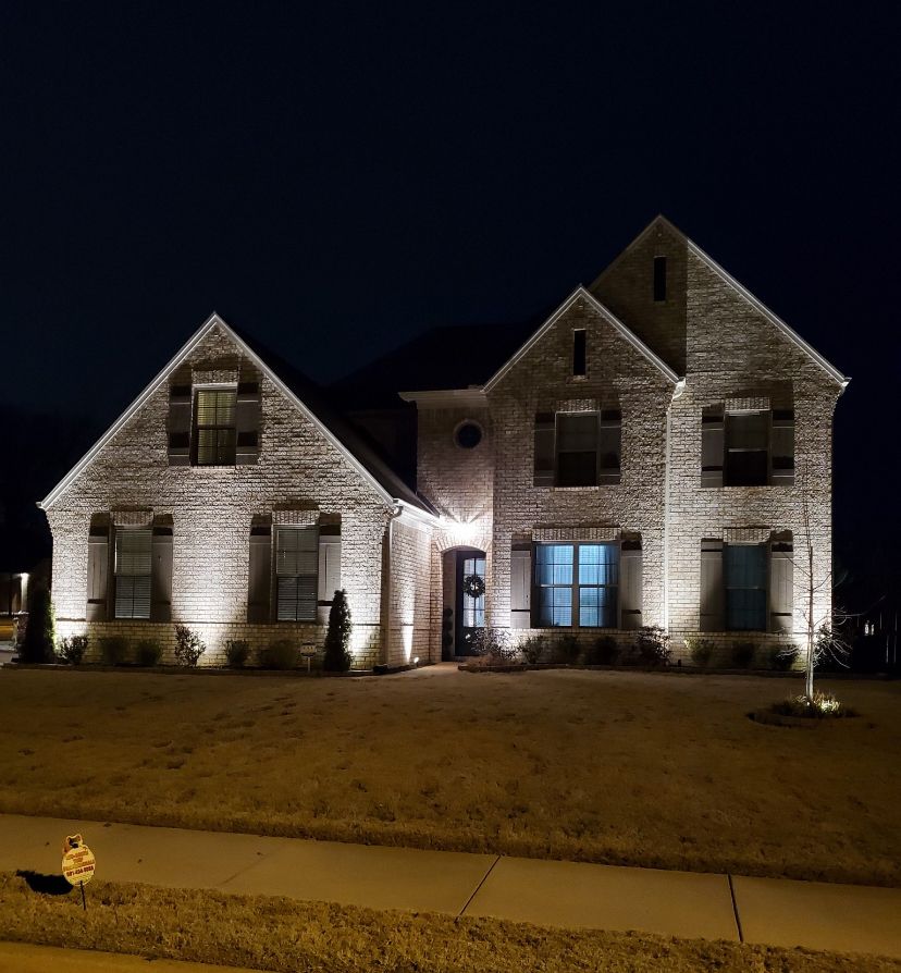 An image of landscape lighting in Memphis TN