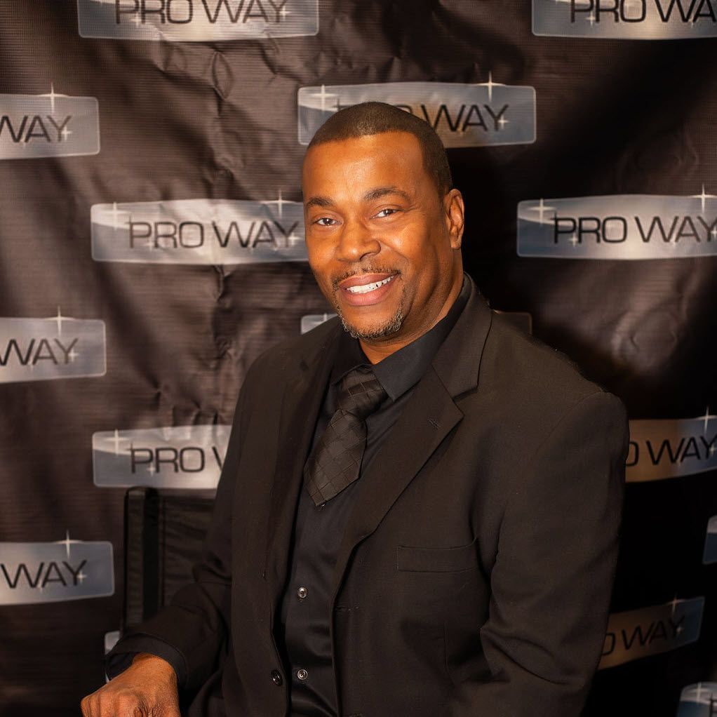 Kimberly Neloms – Receptionist Rockbridge Campus – Evening