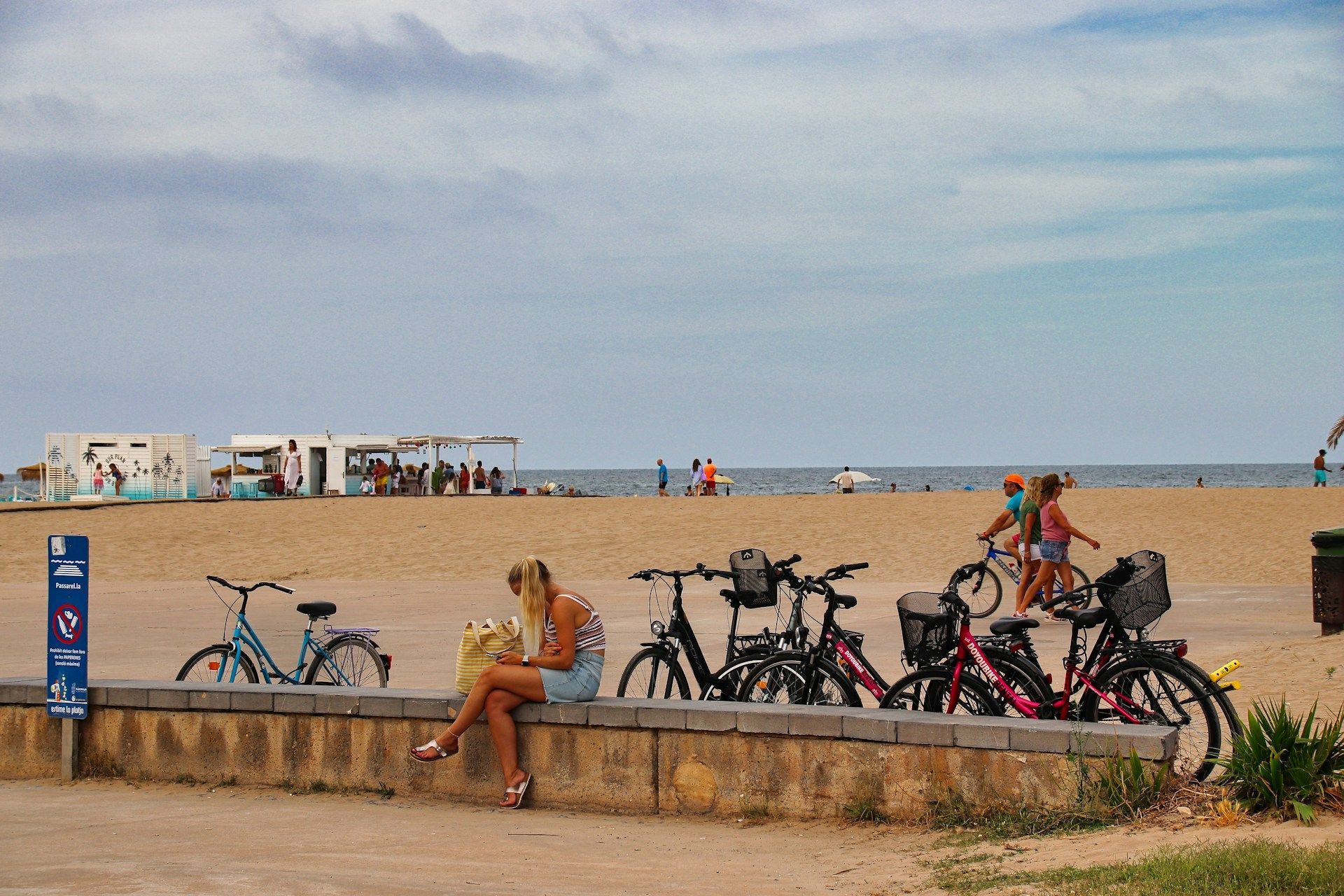 Hoteles en Valencia cerca de la playa: guía para elegir la mejor zona