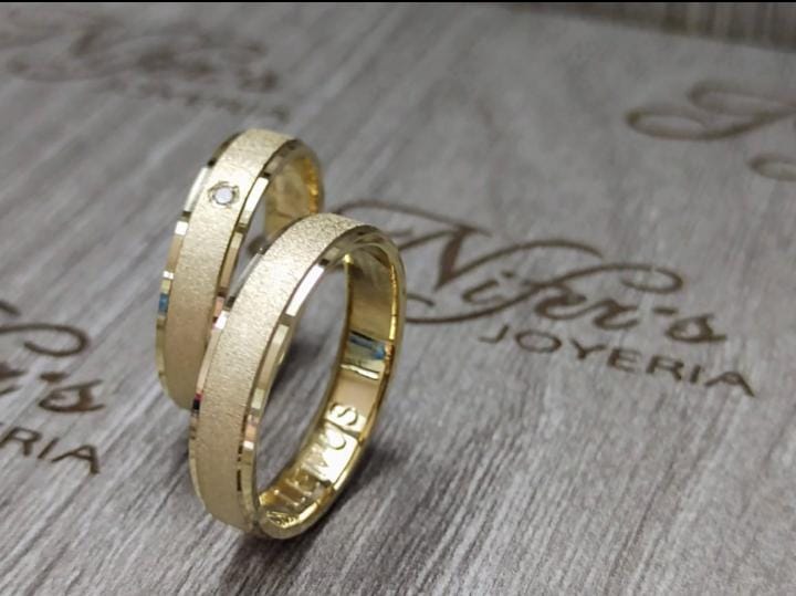 alianzas de oro
