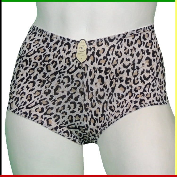 Short: Nageni - Leopard