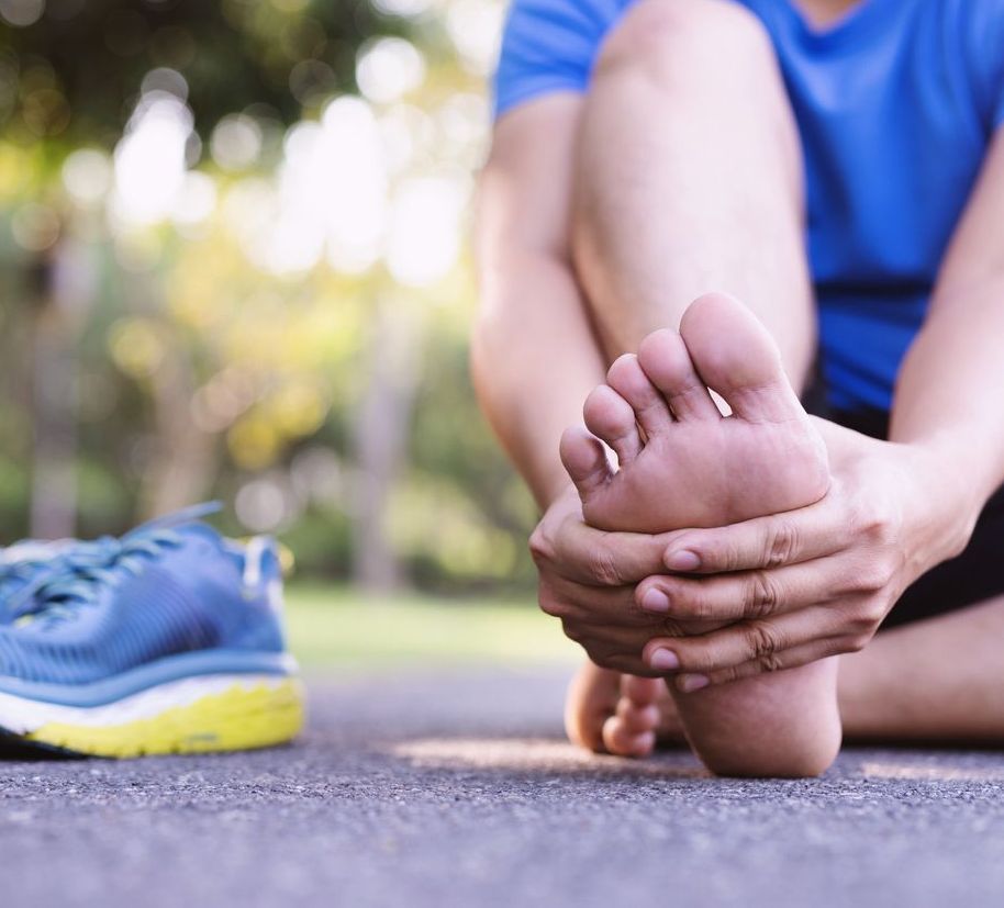 FOOT AND ANKLE SPORTS INJURIES