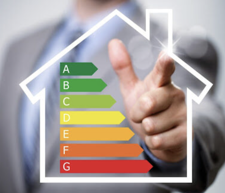 Estudi d'eficiència energètica per a habitatges amb etiqueta A i certificats energètics.