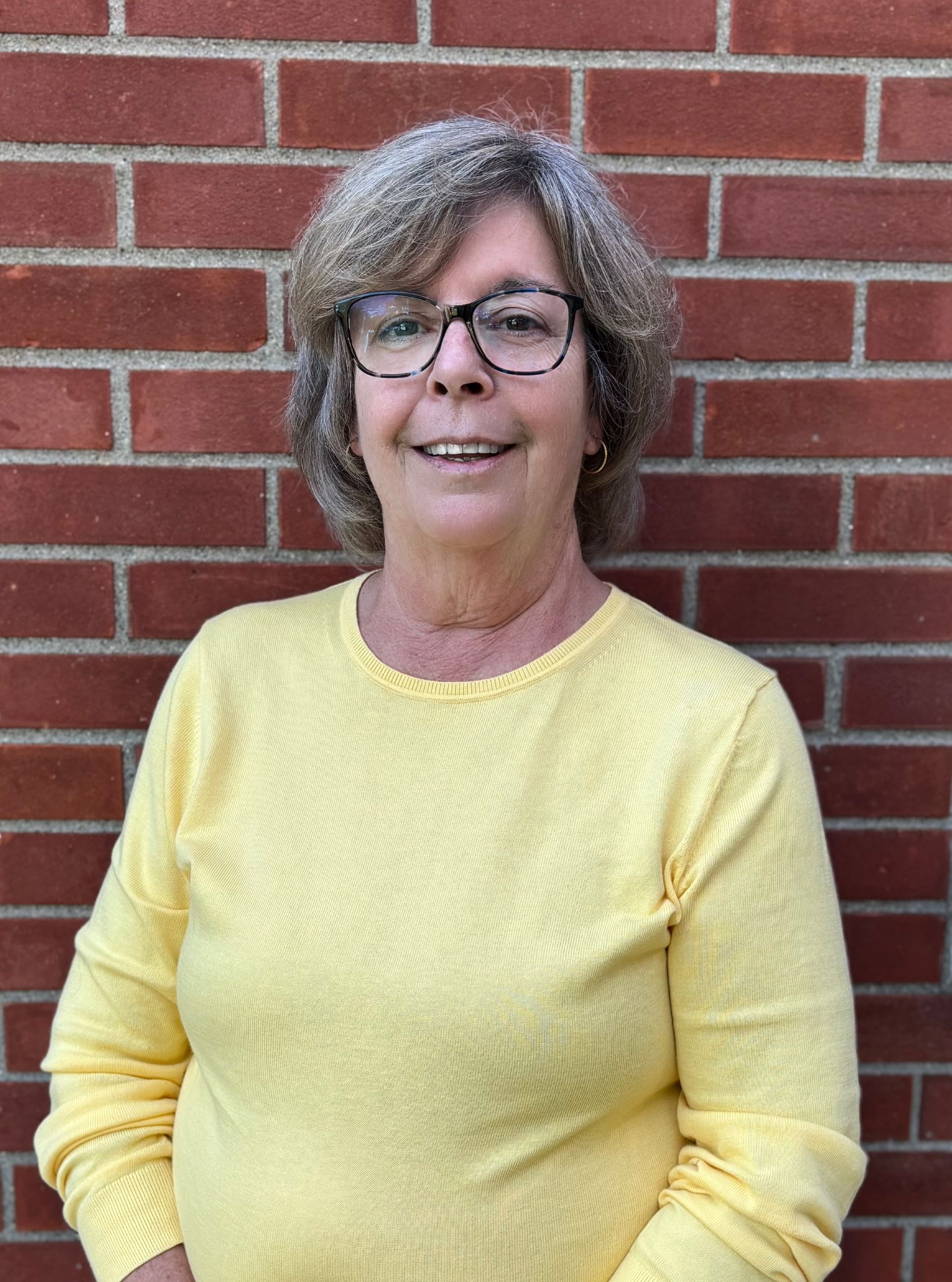 photo of Linda Davis