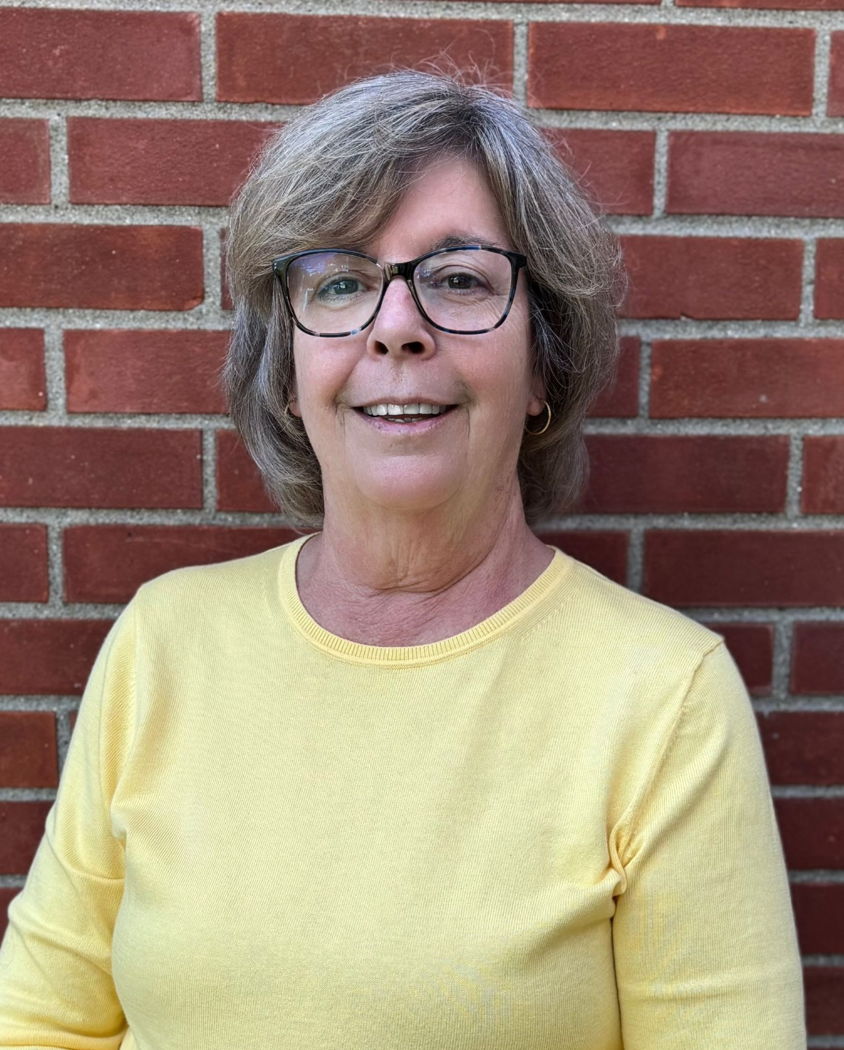 photo of Linda Davis