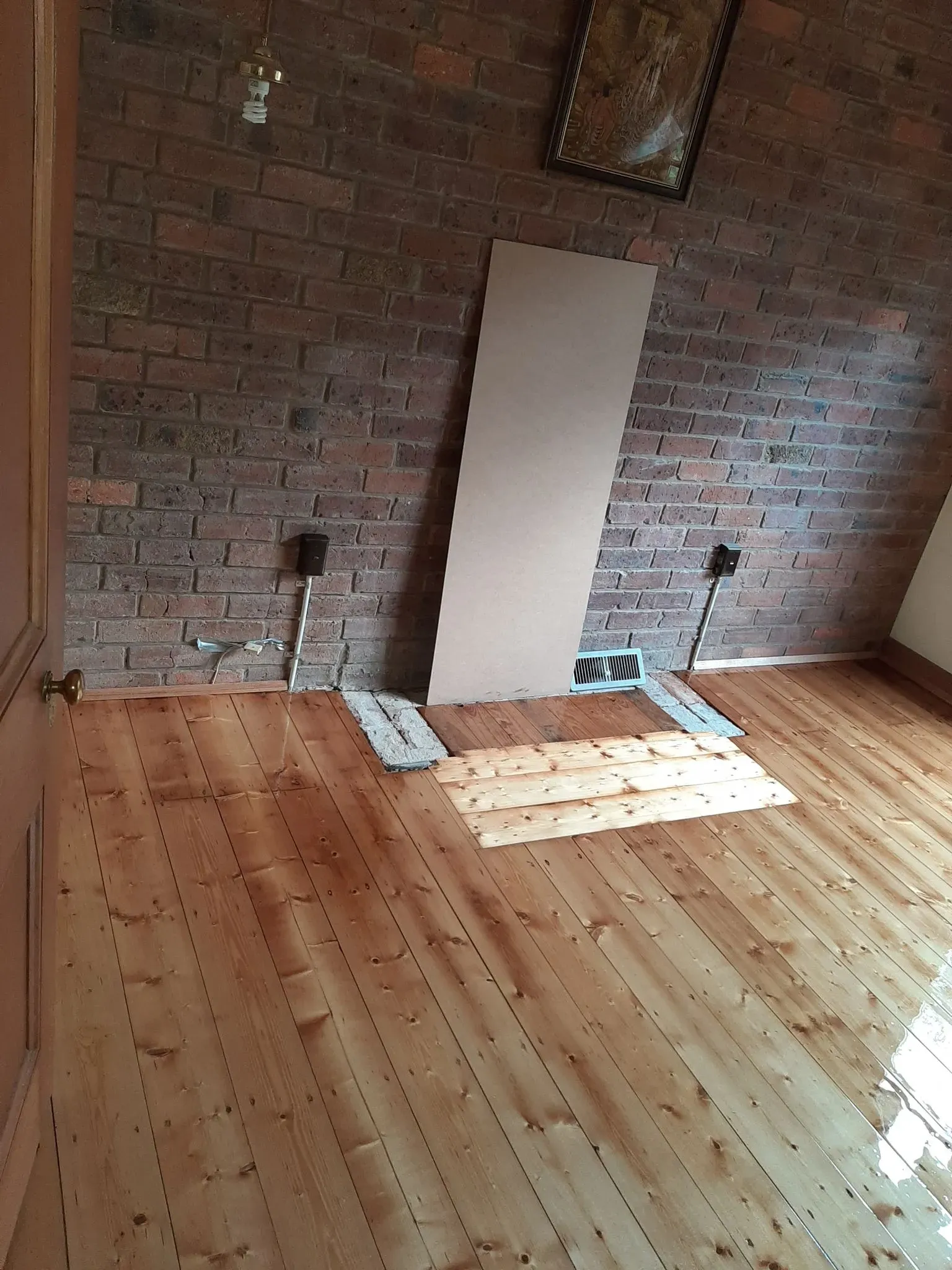 Empty Room with Polished Floor — Geelong, VIC — Fine Finish Floors