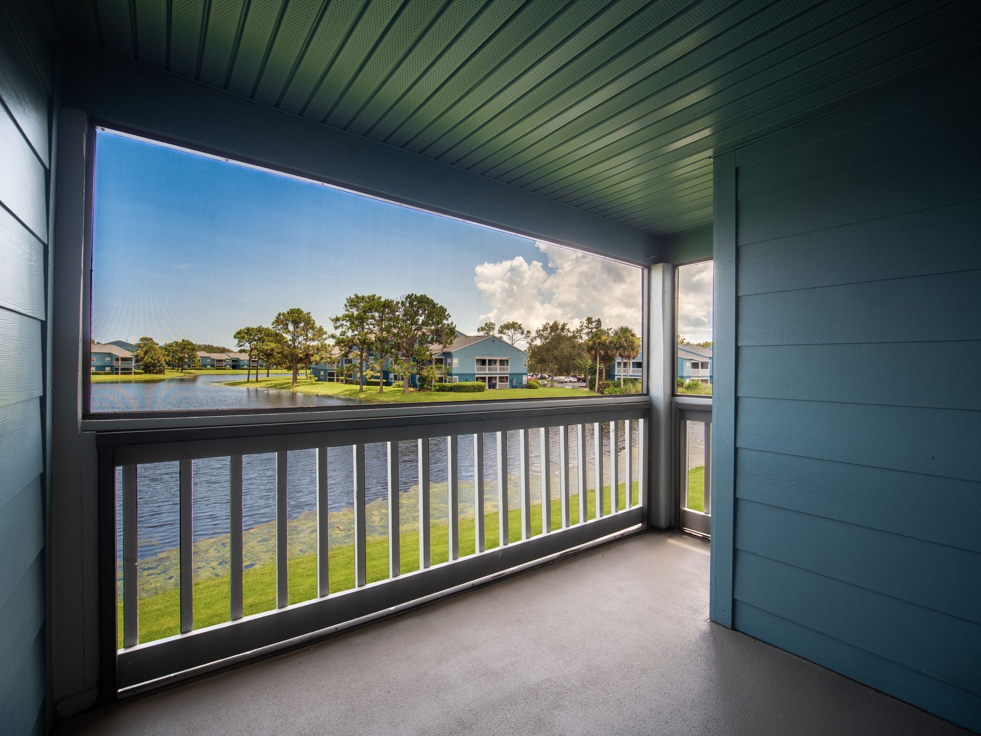 Apartment balcony at Savannahs at James Landing.