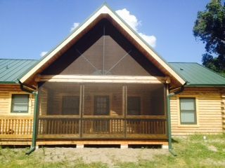 Cabin With Screen - DeLand, FL - Phelps Aluminum & Supply LLC