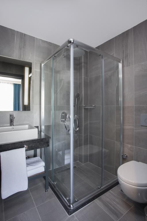 Falcon 1511 | Standart Comfort Room Banyo