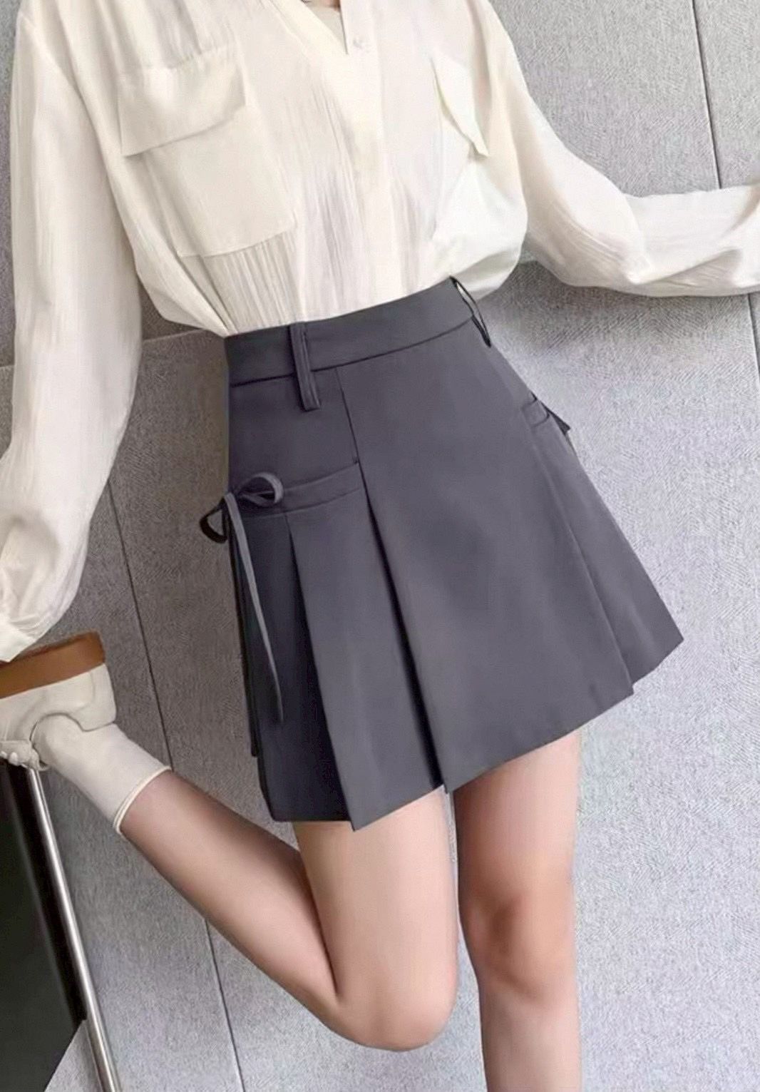 260407韓系甜美感側綁帶直口袋打摺西裝短裙褲