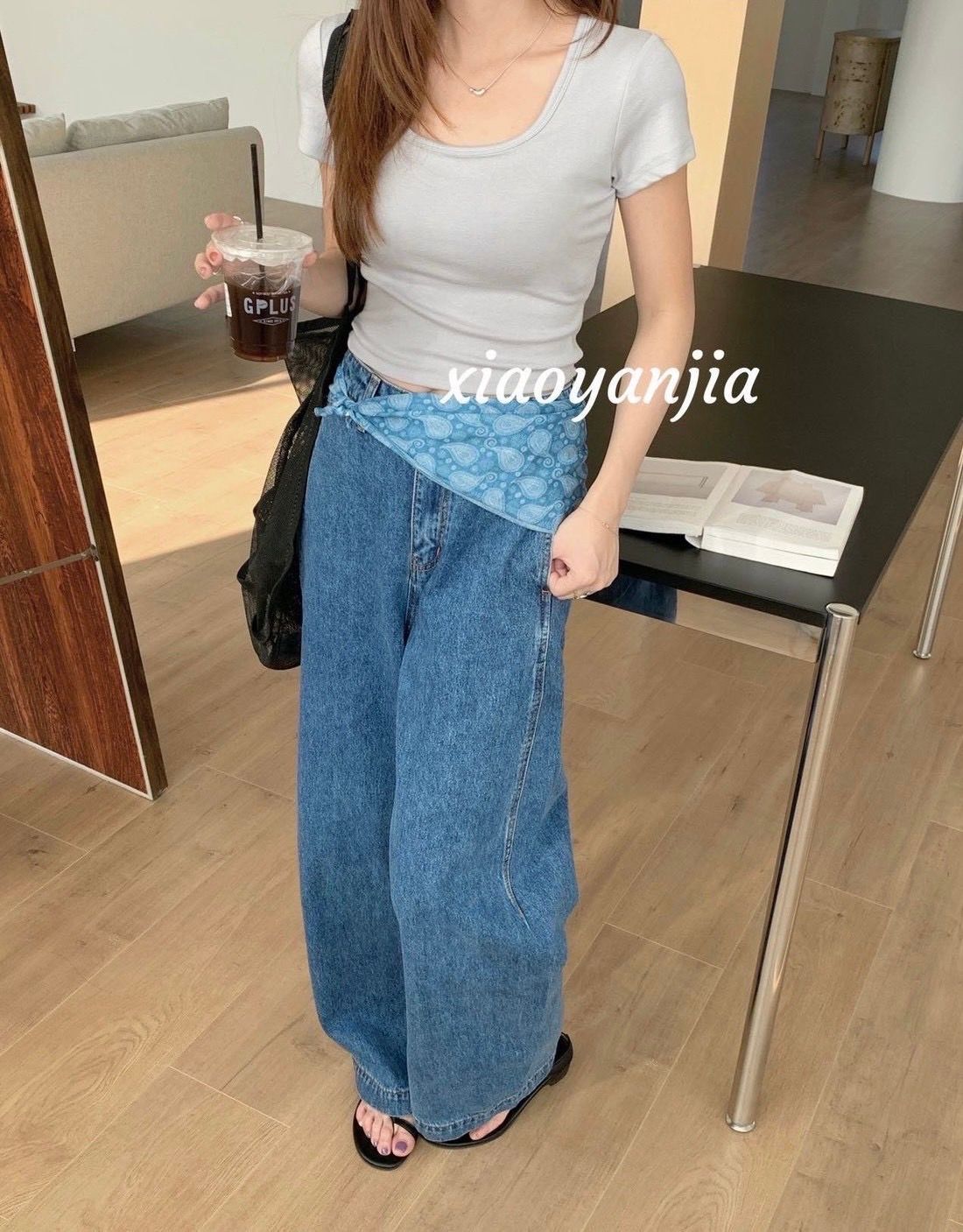 260413方領罩杯上衣