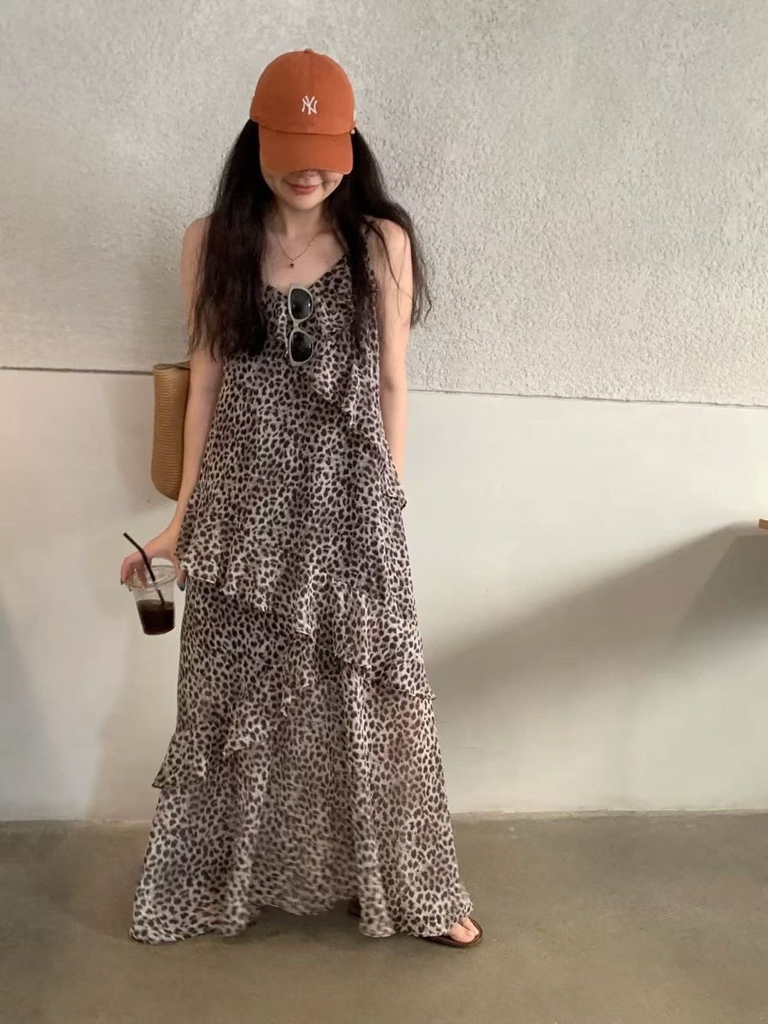 260623法式浪漫輕盈飄逸吊帶連衣裙