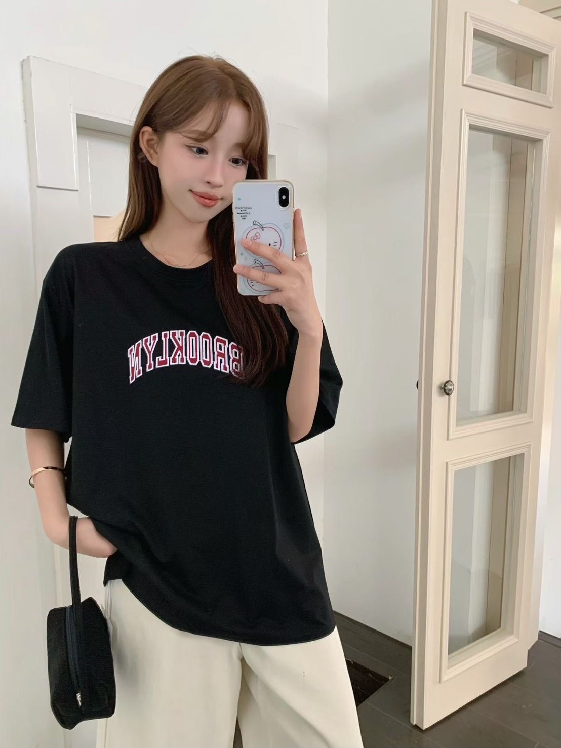 BROOKLYN刺繡字母寬鬆ㄒ恤