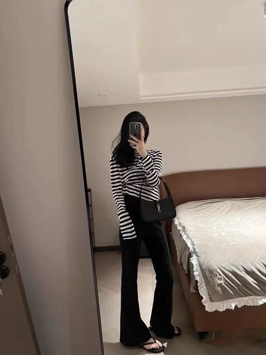 韓系高腰微喇叭褲