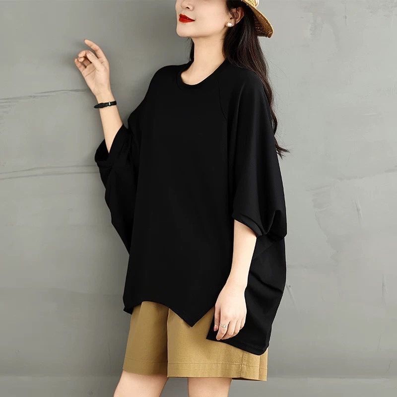 260311輕量空氣感面料上衣