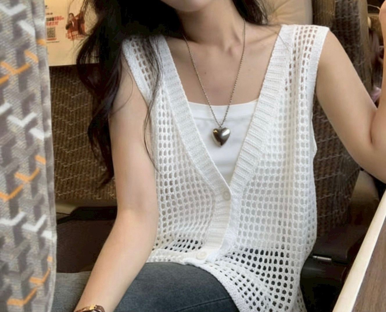 260313韓系質感真兩件小可愛加洞洞排釦針織背心