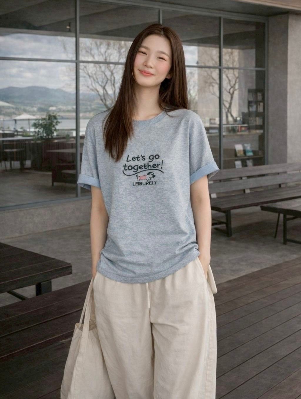 260314顯瘦雙色拼接刺繡上衣