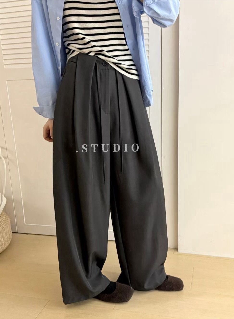 260320褲頭造型壓折鬆緊綁帶寬褲