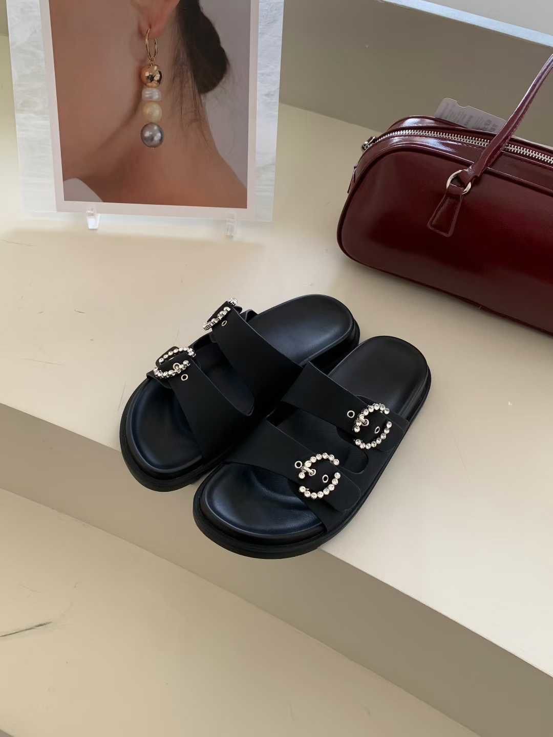 260321正韓真皮都會微光水鑽雙帶拖鞋