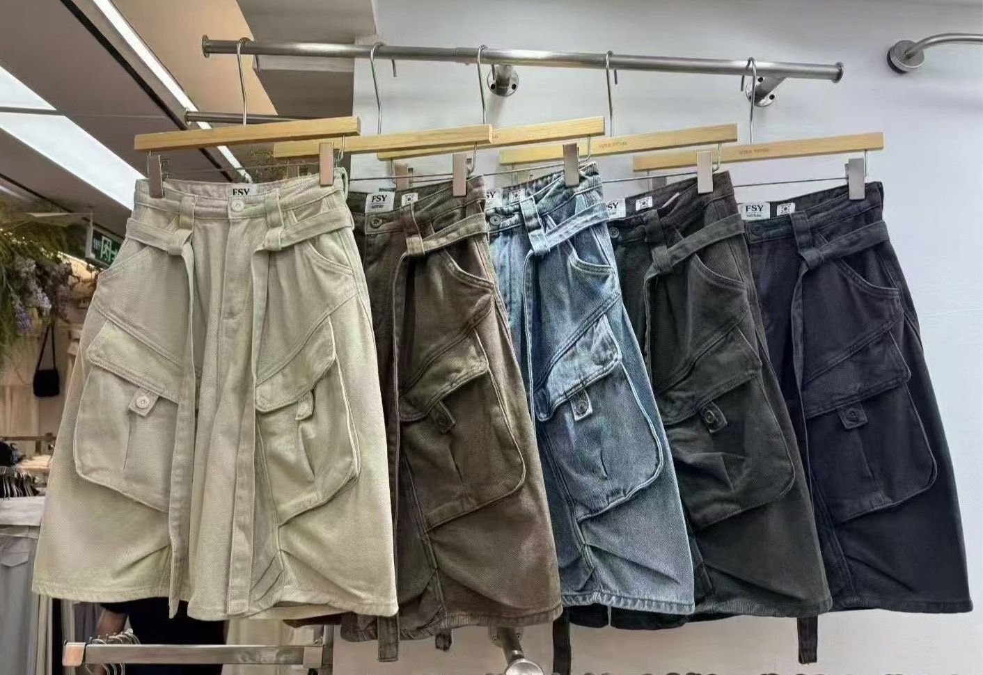 260322率性升級重工立體口袋工裝短褲