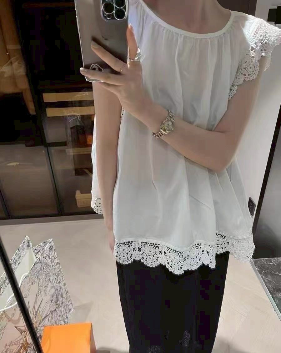 260517法式溫柔風蕾絲拼接小飛袖娃娃上衣