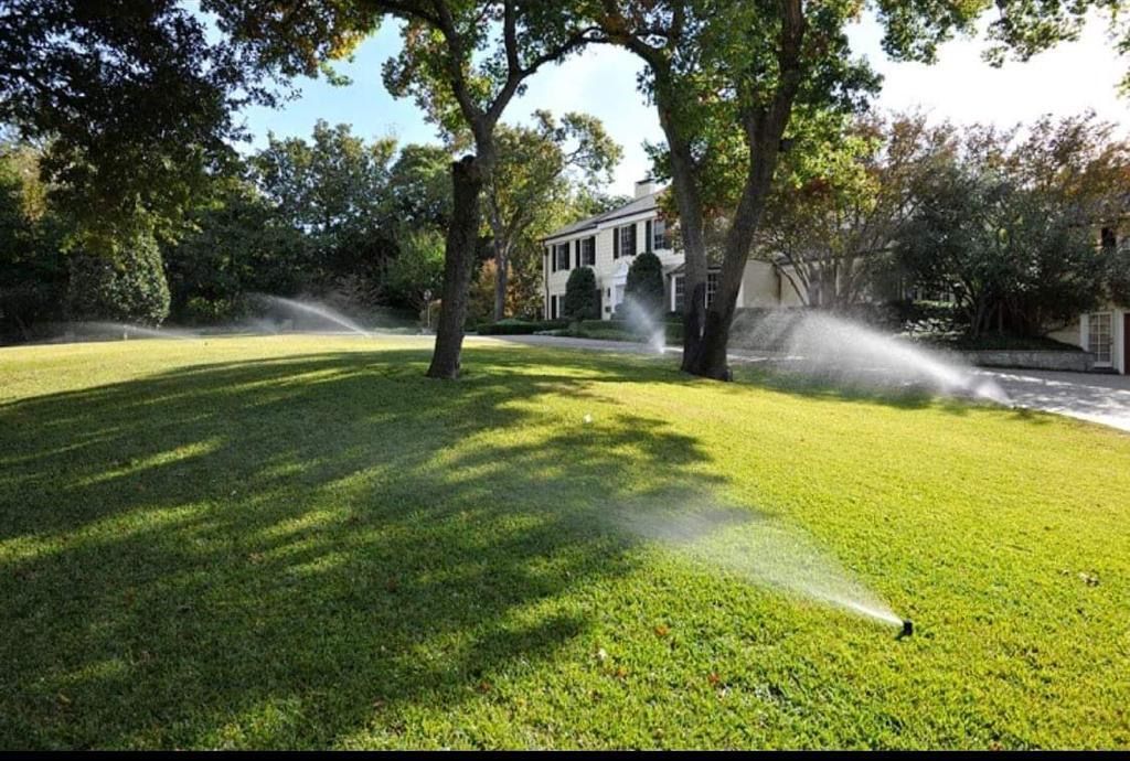 Outdoor Sprinkler Systems Company Dickinson Houston TX  Houston Bay Area