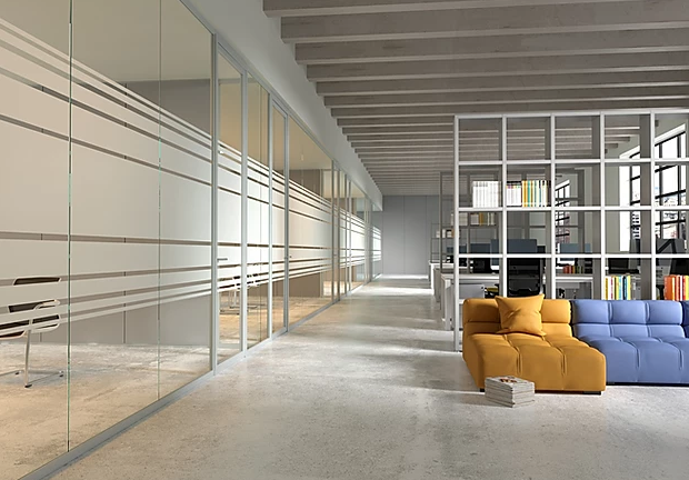 pareti vetrate, pavimenti in resina, divani, libreria, ufficio, moquet, impianti, arredi ufficio milano.