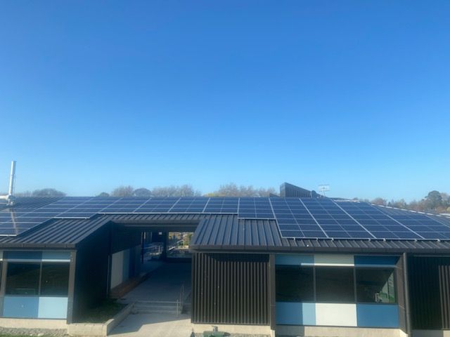 Solar panels installation commercial