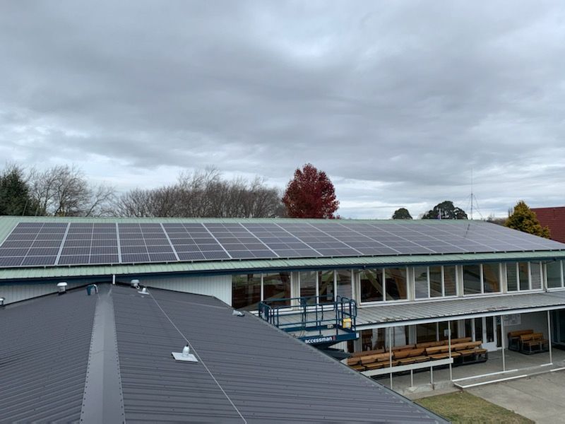 Solar panels installed on Opihi college roof