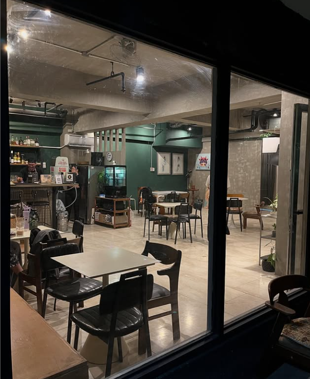 Modern restaurant interior in Poblacion