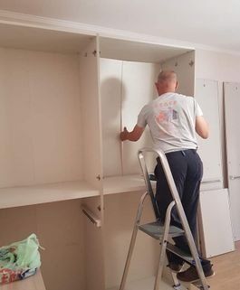 smontaggio mobili D&V Traslochi Viterbo di Daniele Pezzotti